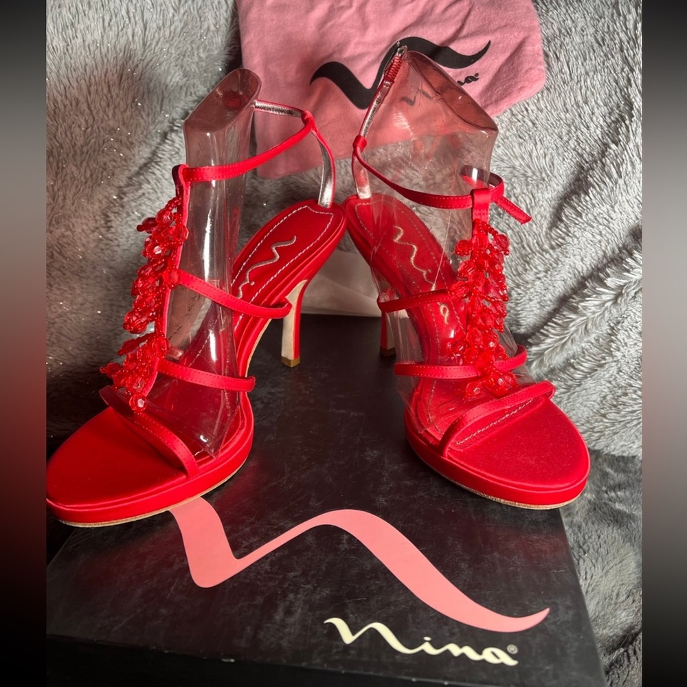 Nina Giovana Scarlet Luster Heels